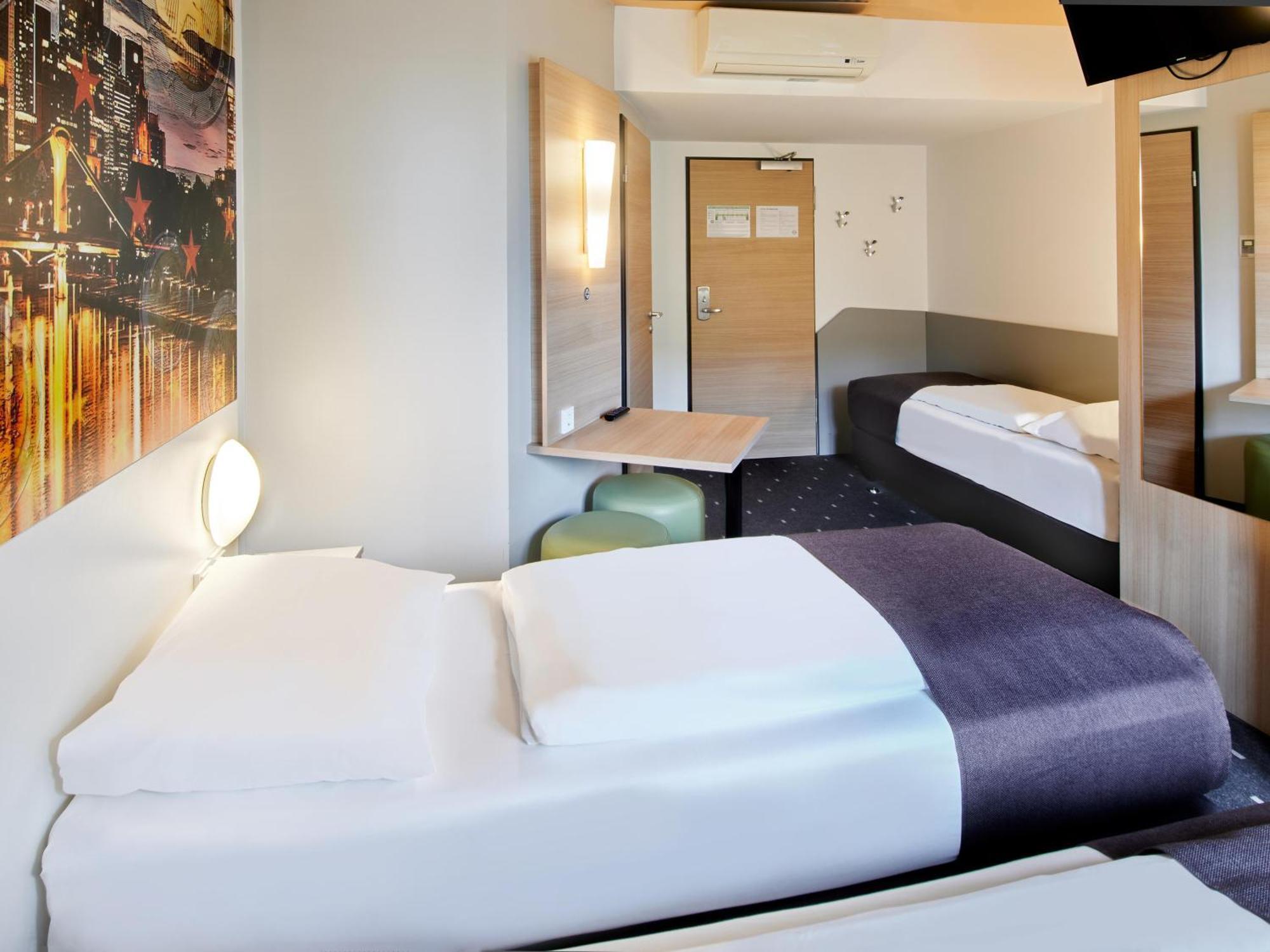 B&B Hotel Frankfurt City-Ost Frankfurt am Main Exterior photo