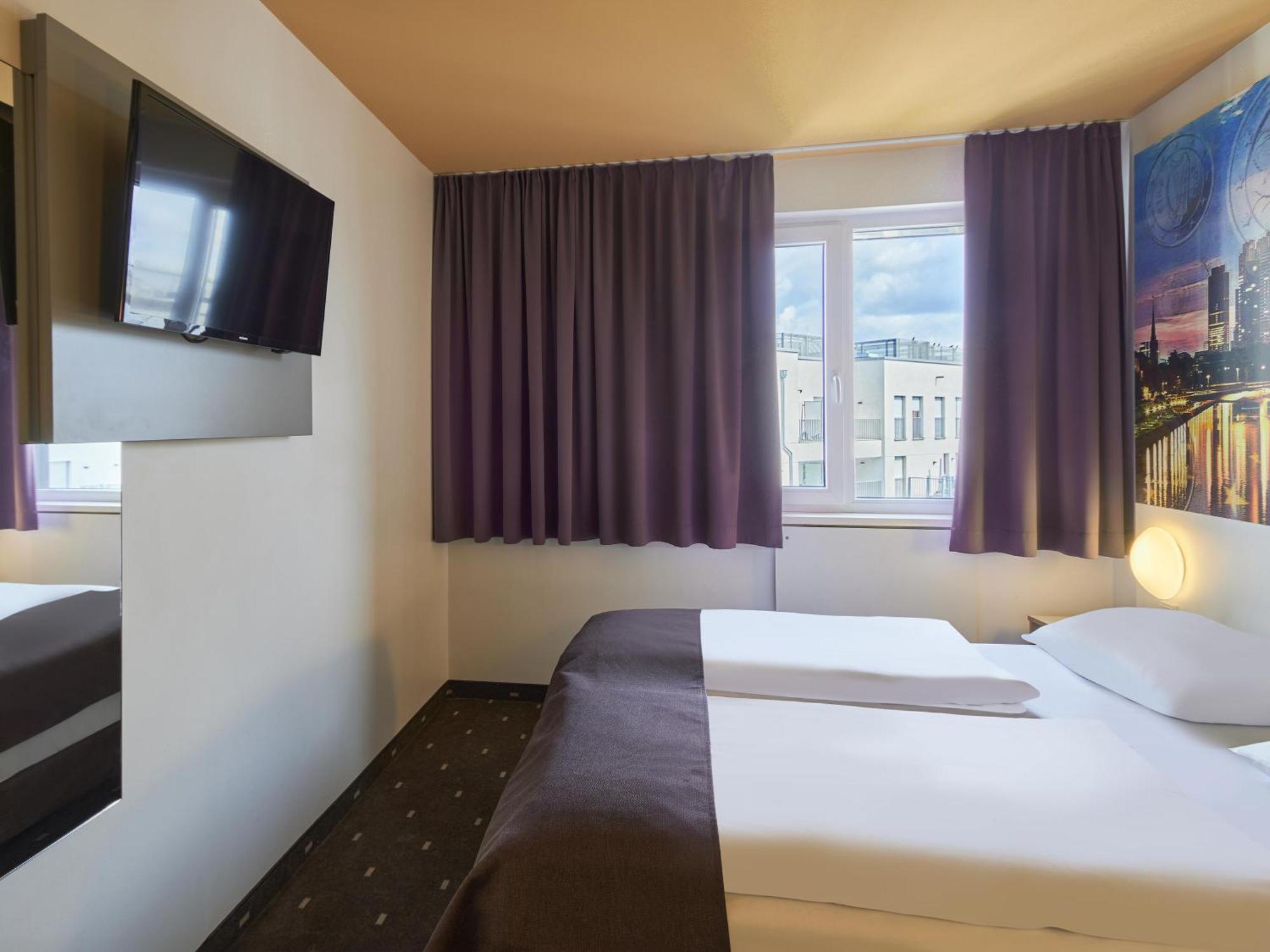B&B Hotel Frankfurt City-Ost Frankfurt am Main Exterior photo